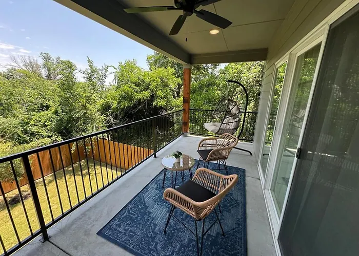 Holiday home Joyous 3bd House In The Heart Of Worth *