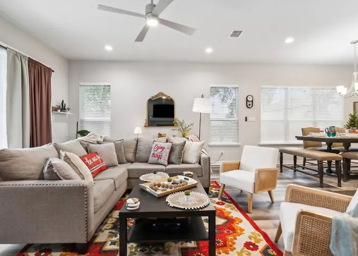 Joyous 3bd House In The Heart Of Worth Holiday home Fort Worth